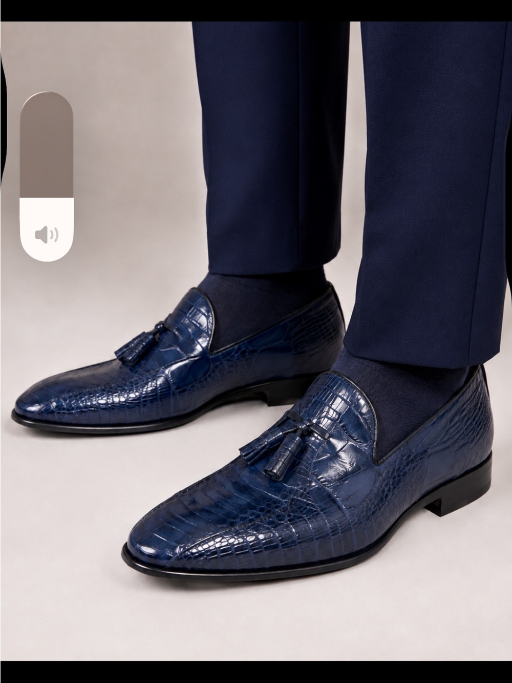 Stacy Adams Men's Genuine
Snake & Leather Tassel Loafers
Navy Blue Size 12M